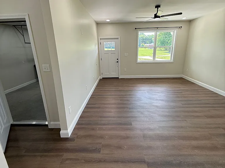 1355 Joe Stephens Rd — Photo 4