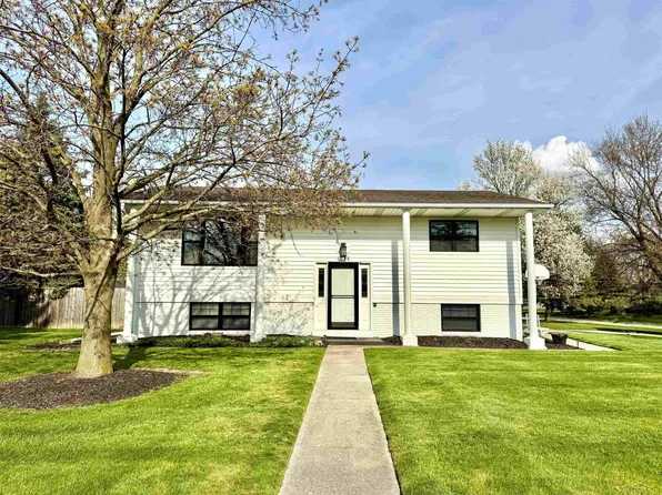 1516 Allendale Dr, Saginaw, MI 48638