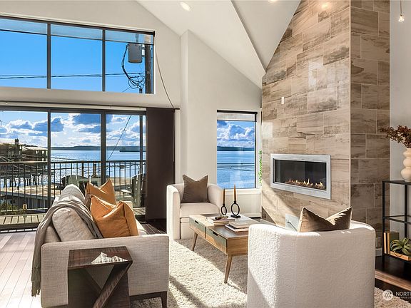 4th image of 3638 Beach Drive SW #B