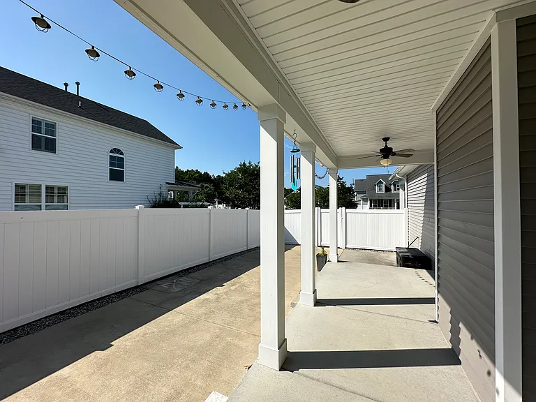 2212 Martlet Ln — Photo 39
