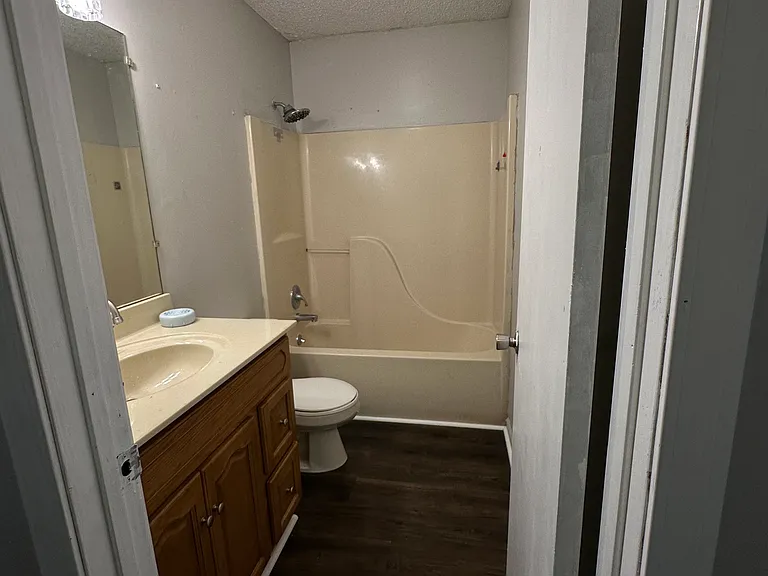 1629 Shelby Dr #A — Photo 6