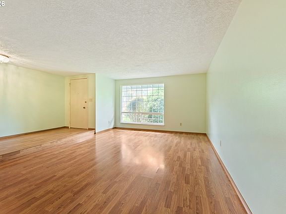 4th image of 14575 SW Glenbrook Rd