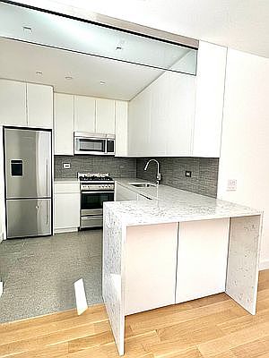 2nd image of 341 W 11th St APT 1E