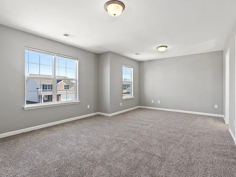 8084 Driftwood Loop — Photo 13