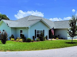 111 Riverwalk Cir, Hayesville, NC 28904