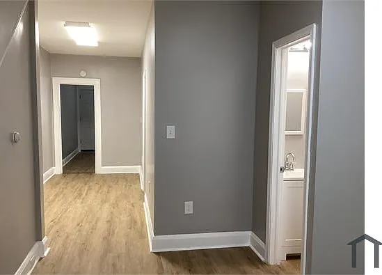 2875 Mayfield Ave #A — Photo 10