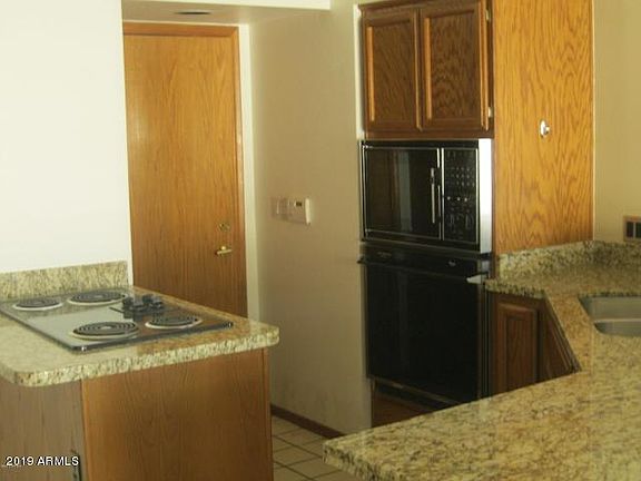 5th image of 5750 N 10th St Unit 6