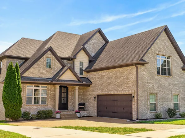 1034 Five Coves Trce, Gallatin, TN 37066
