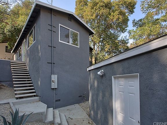 3rd image of 859 Ganymede Dr