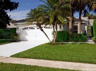 2531 Country Golf Dr, Wellington, FL 33414