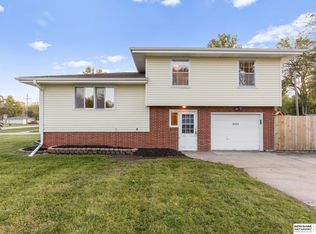 8503 Hamilton St, Omaha, NE 68114