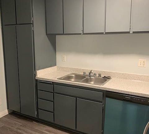 2nd image of 1275 E Date St #406