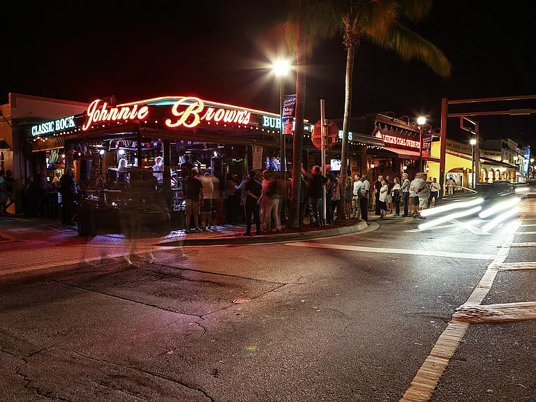 Live minutes from Alantic Ave, featuring the area's best shopping, dining and nightlife