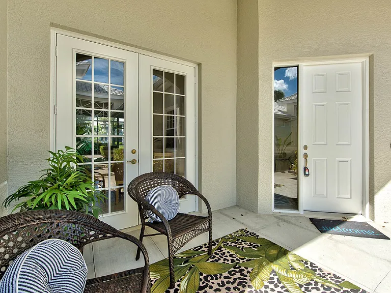 4529 Cardinal Cove Ln — Photo 14