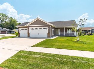 232 Marie Dr, Holmen, WI 54636