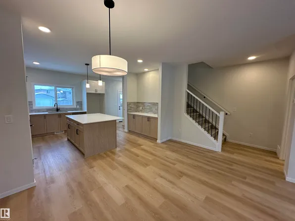 35 Sereno Ln, Fort Saskatchewan, AB T8L 0Z9