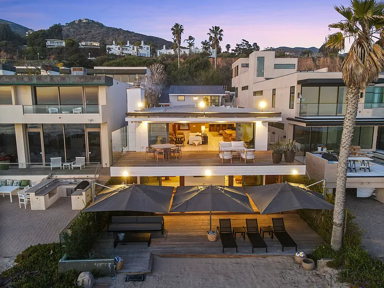 Step from your deck straight onto the sand_Malibu at its finest.