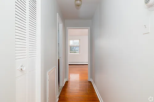3852 Garrett Rd Photo 1