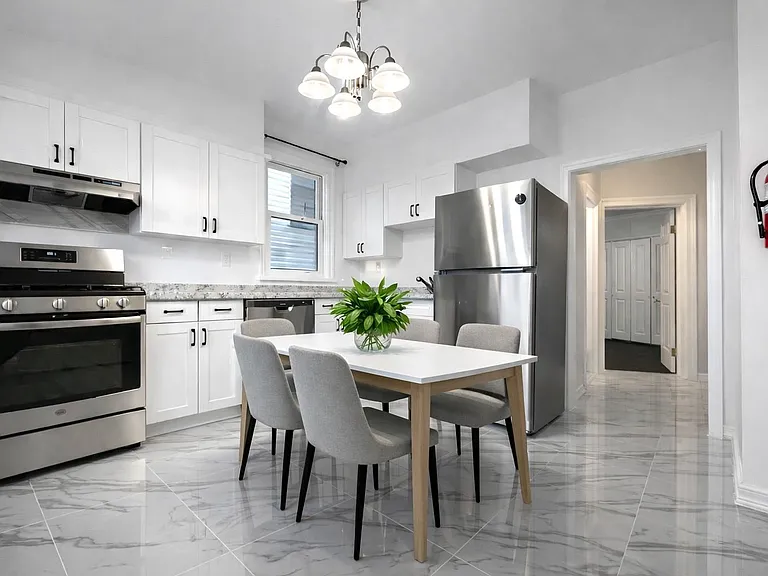 304 Fulton Ave #2 — Photo 15