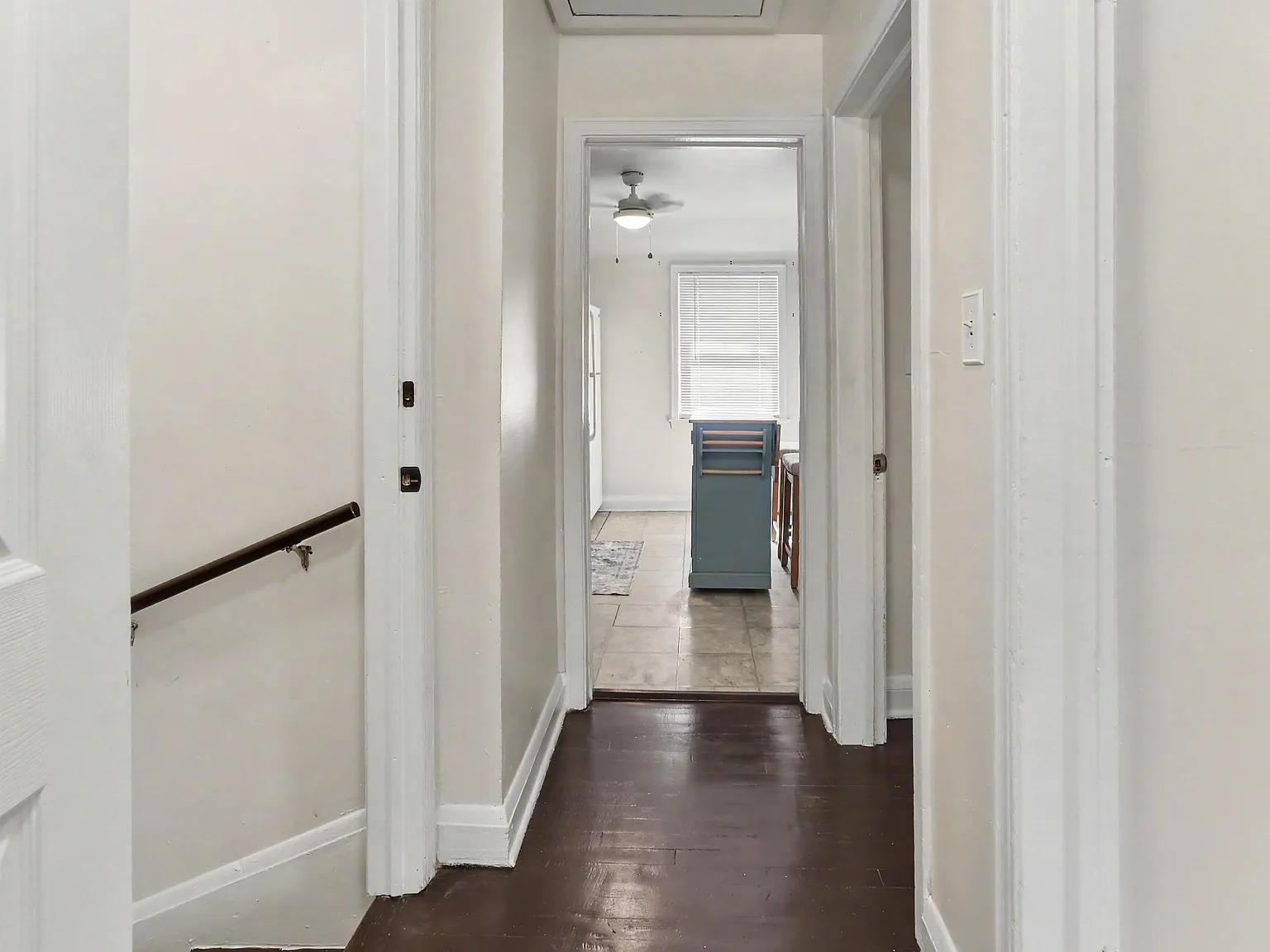 1 bed, 1000 sqft, $1,700 — Photo 2