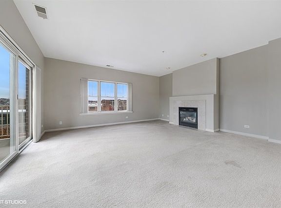 5th image of 965 Rogers St Unit 309