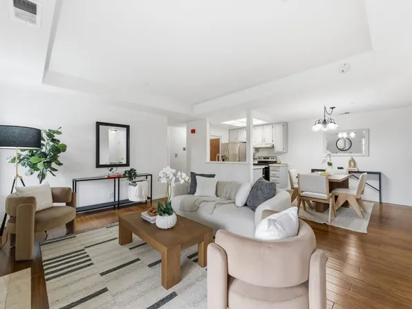 112 Madison Ave APT 109, San Mateo, CA 94402