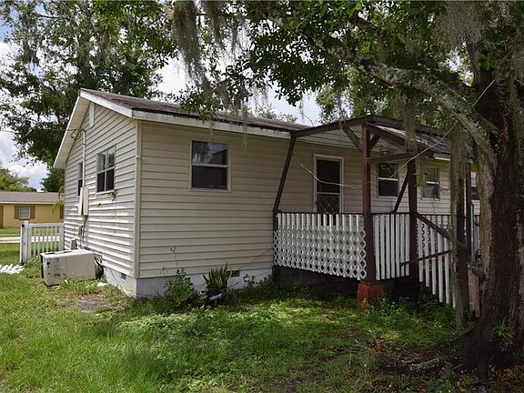 3rd image of 1209 N Palm Ave