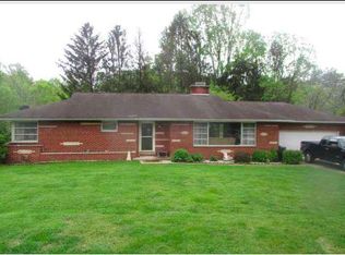 208 Vallis Dr, Spencer, WV 25276