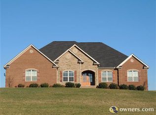1519 Graves Rd, Strawberry Plains, TN 37871