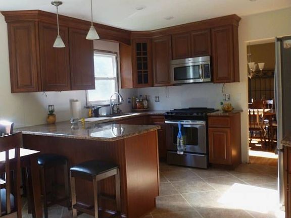 Granite, new cabinets