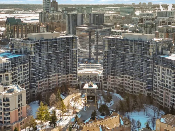 23 Cox Blvd #263, Markham, ON L3R 7Z9