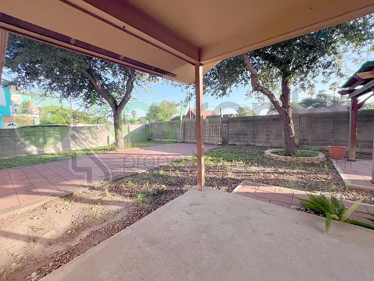 2812 Carnation Ave — Photo 28