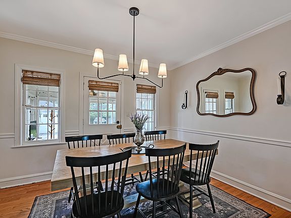 5th image of 543 S Dunton Ave