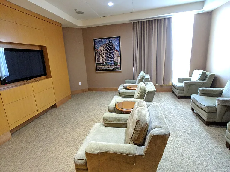 Building's Lounge