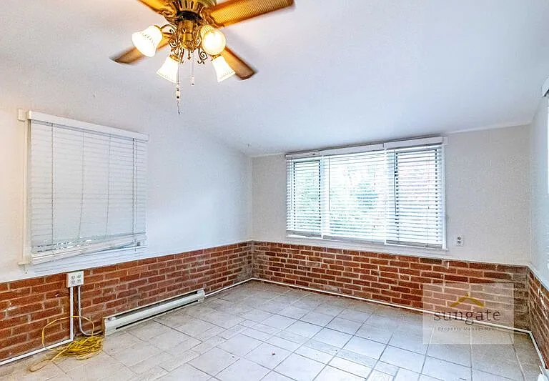 326 Lincoln Ave — Photo 10