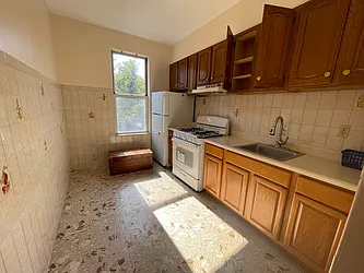 Rented by Metropolis International Realty Inc.