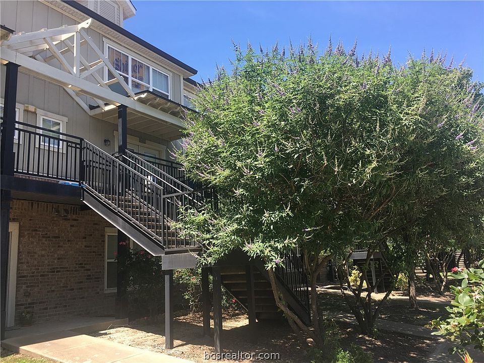 1st image of 1725 Harvey Mitchell Unit 1422