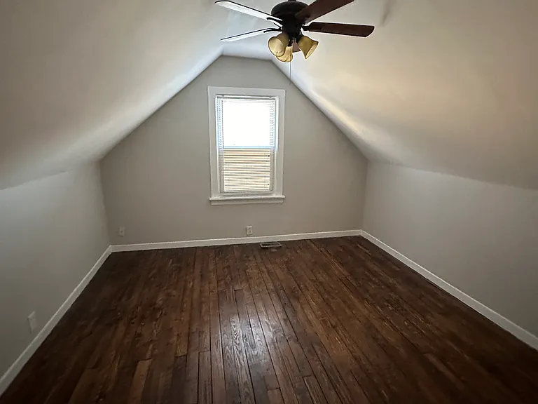 516 Marquette Dr — Photo 10