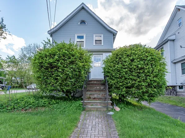 42 Grant St, Milford, MA 01757