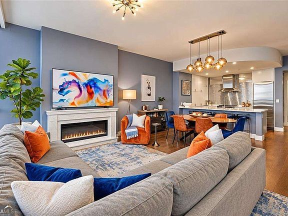 5th image of 3325 Piedmont Rd NE Unit 2503