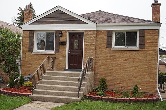 1st image of 2405 N Clarke St