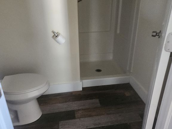 5th image of 18-28 W Main St #11435583