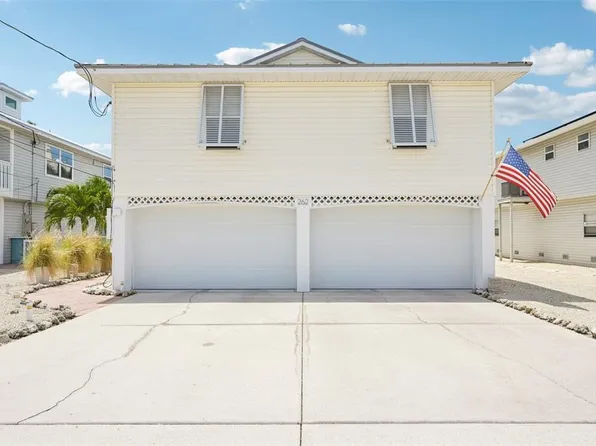 262 S Harbor Dr, Holmes Beach, FL 34217