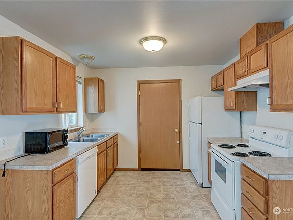 2nd image of 1417 NW Elwha Street
