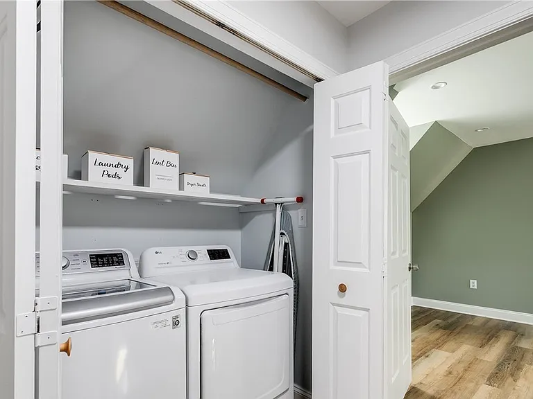 2712 Tavern Way — Photo 9