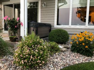 1619 Lake Shore Dr #D, Gladstone, MI 49837