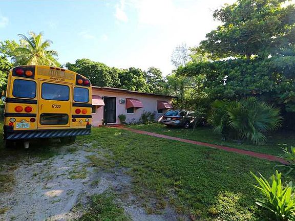 2nd image of 575 NW 129th St