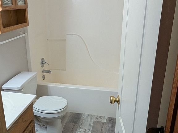 4th image of 1817 1st St #1
