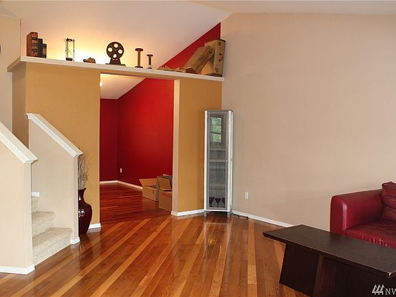 3rd image of 8426 160th Street Ct E