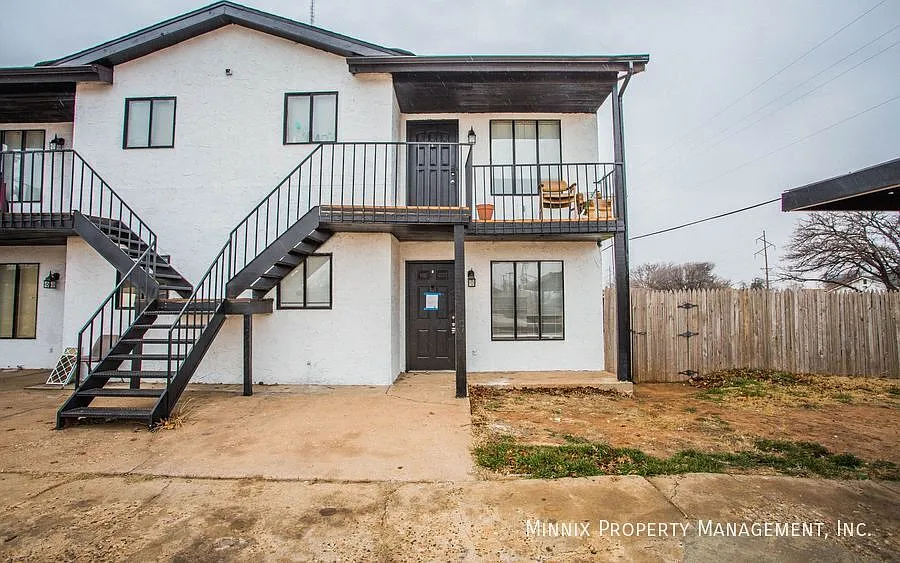 2 Bedroom | 7402 Waco Ave. #D — Photo 4